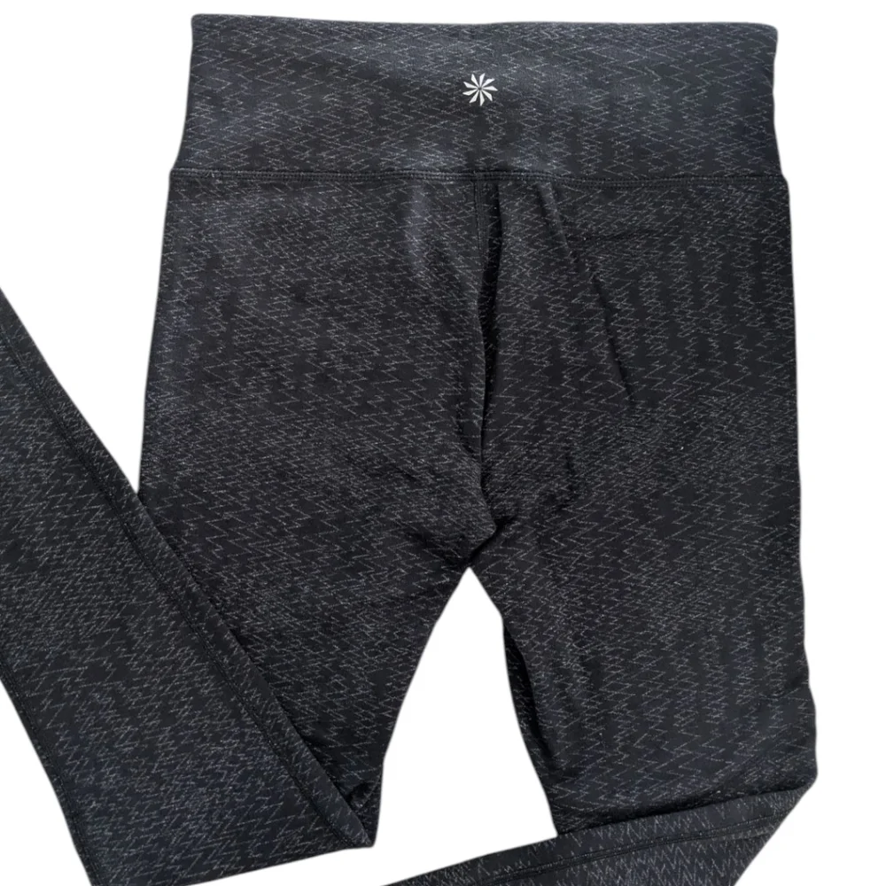 Athleta Salutation High Rise 7/8 Length Black Gray Zig Zag Textured Leggings S